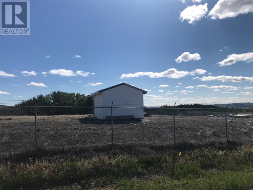 Industrial For Sale 8607 75 Street, Peace River, Alberta