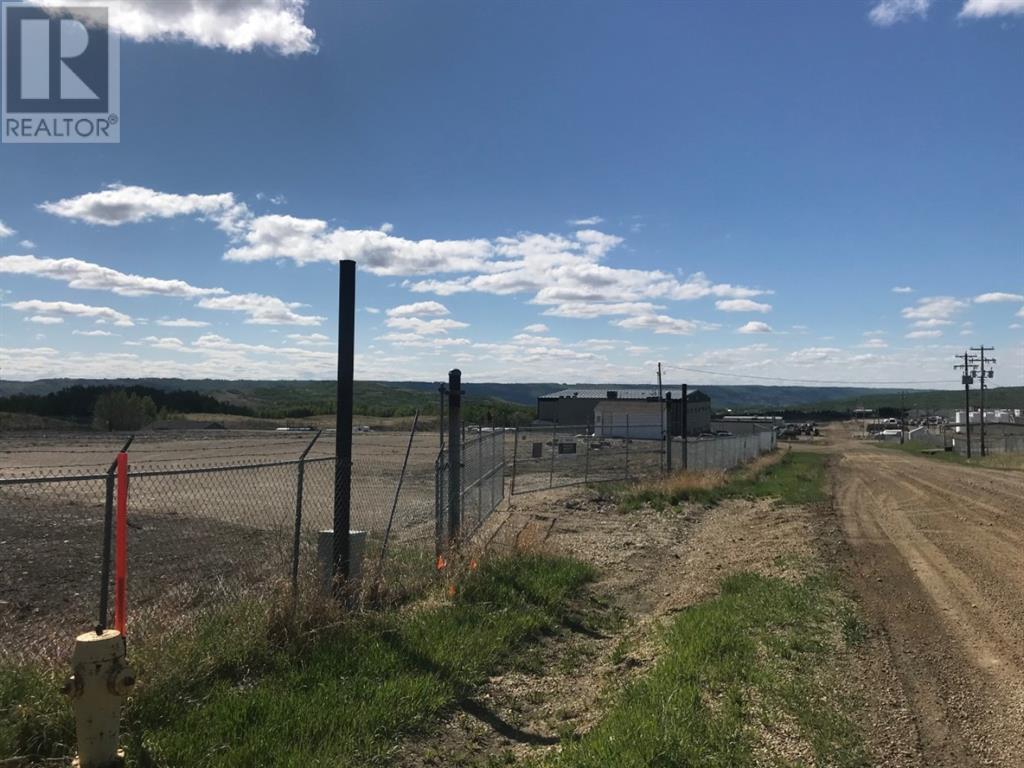 Industrial For Sale 8607 75 Street, Peace River, Alberta