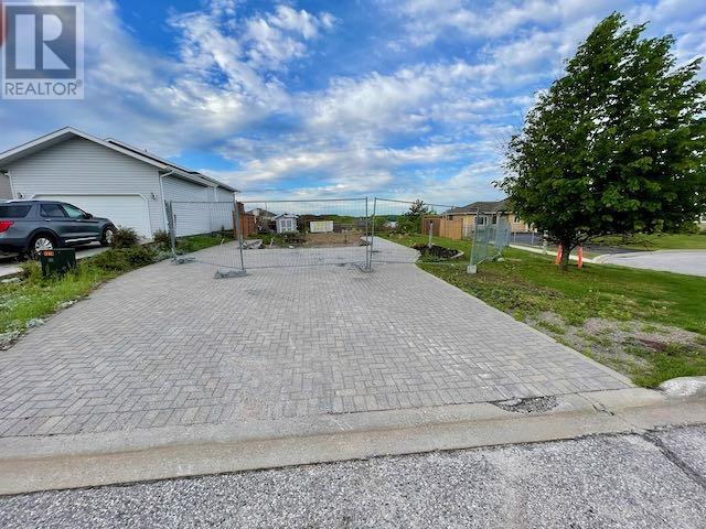 Vacant Land For Sale 16 Kerney Hill Ct, Dryden, Ontario